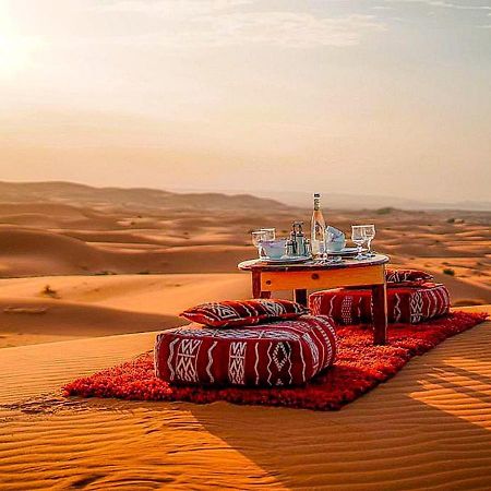 Amazing Luxury Camp Hotel Merzouga Buitenkant foto