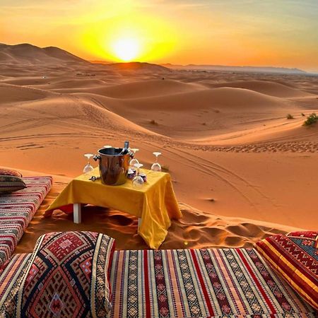 Amazing Luxury Camp Hotel Merzouga Buitenkant foto