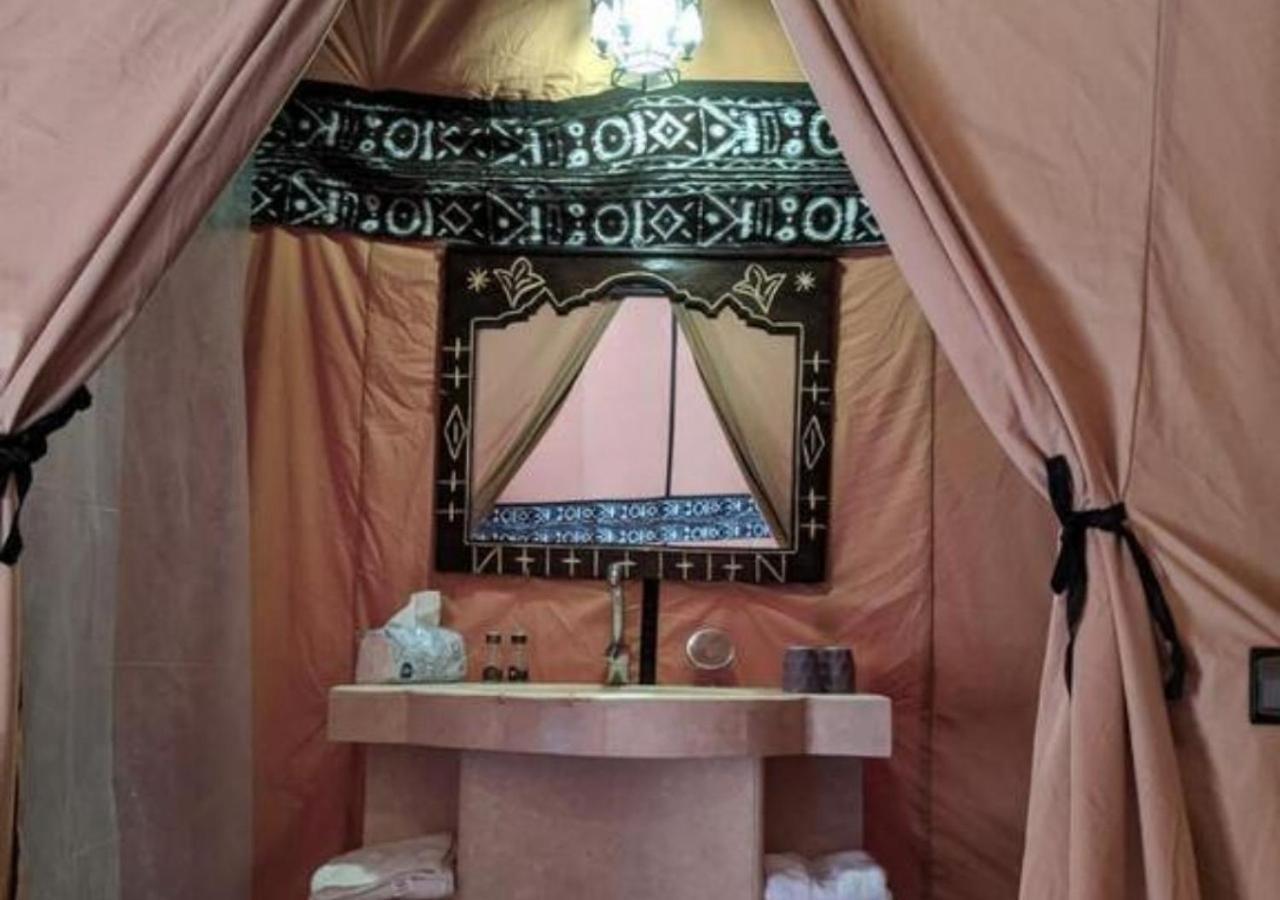 Amazing Luxury Camp Hotel Merzouga Buitenkant foto