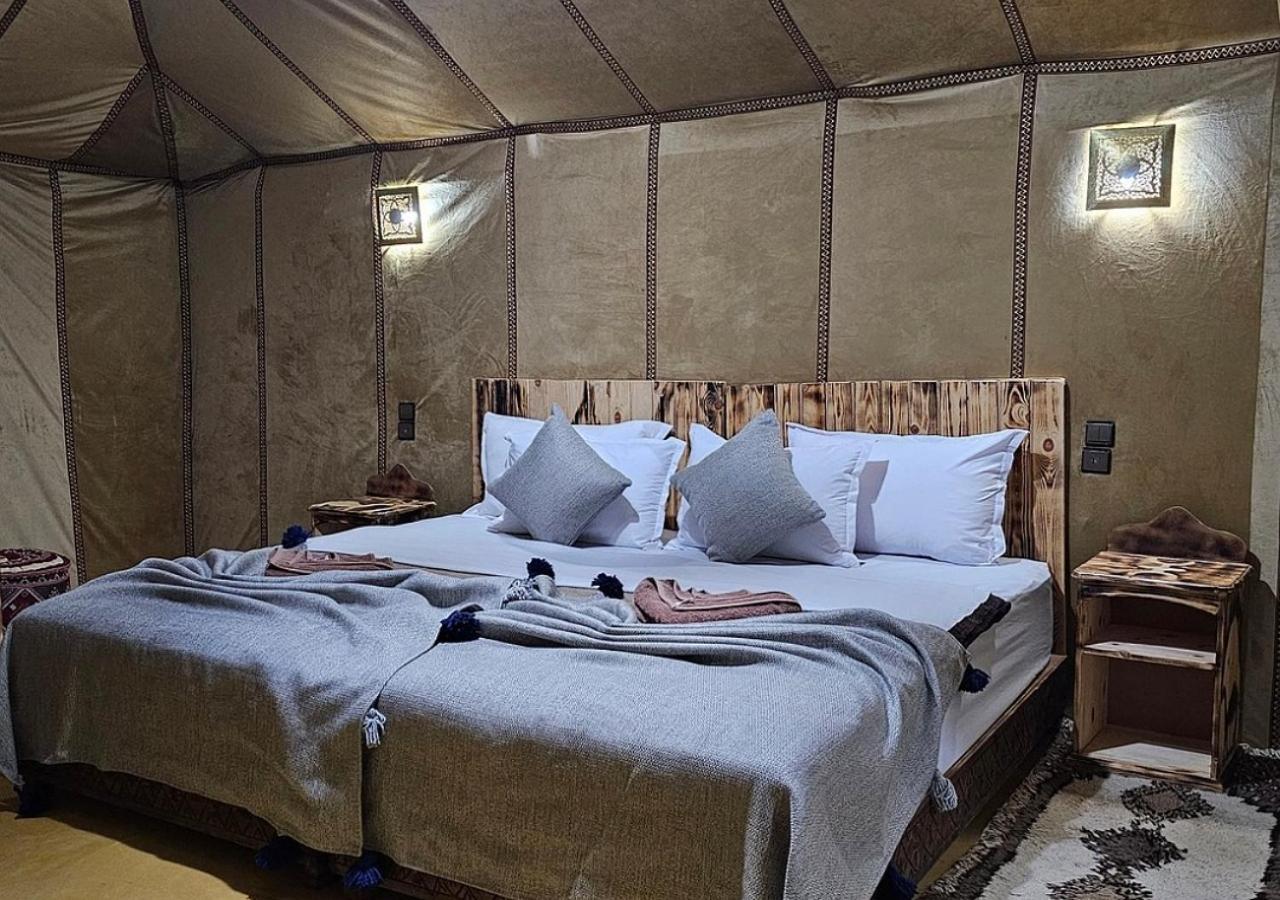 Amazing Luxury Camp Hotel Merzouga Buitenkant foto