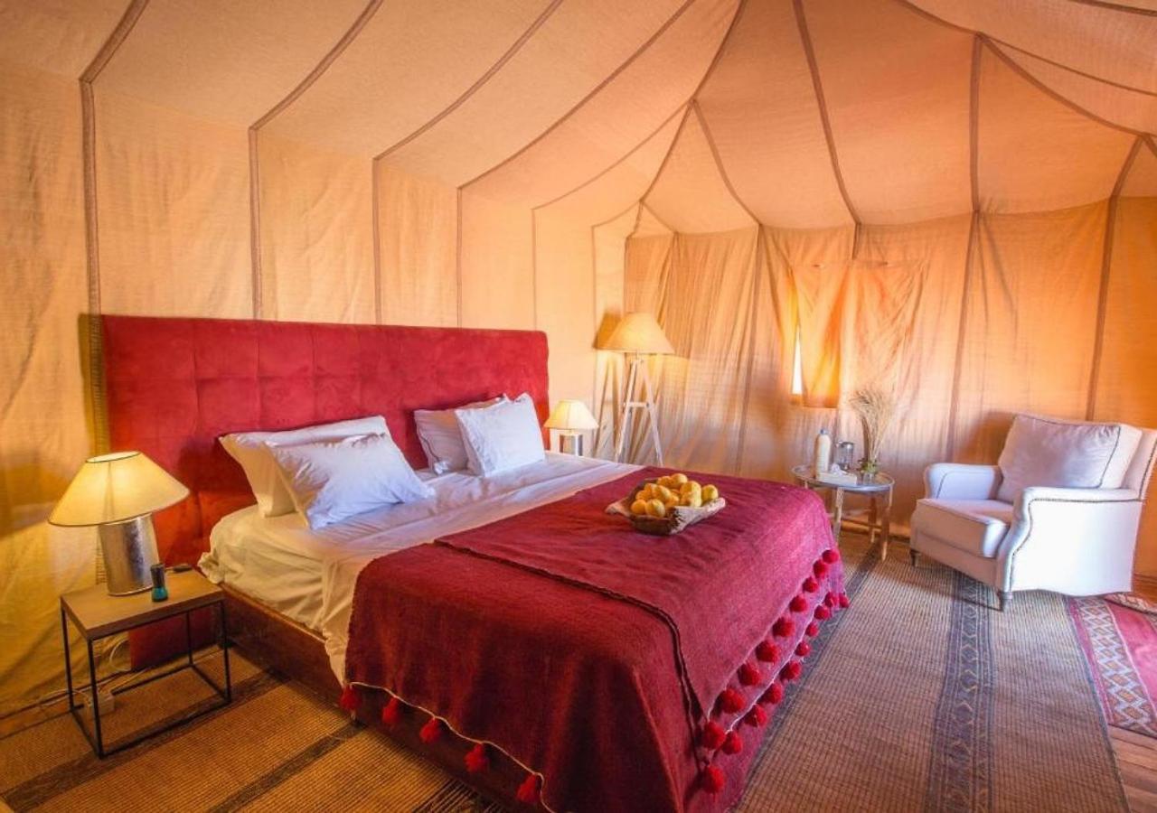 Amazing Luxury Camp Hotel Merzouga Buitenkant foto