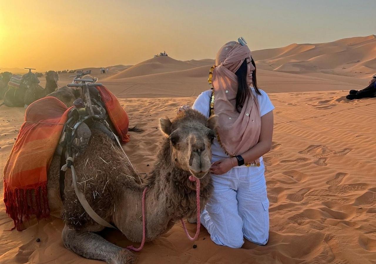 Amazing Luxury Camp Hotel Merzouga Buitenkant foto