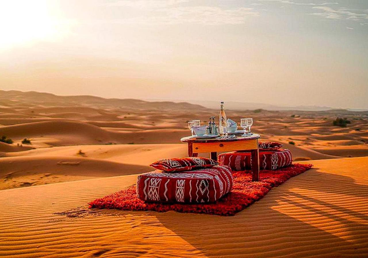 Amazing Luxury Camp Hotel Merzouga Buitenkant foto