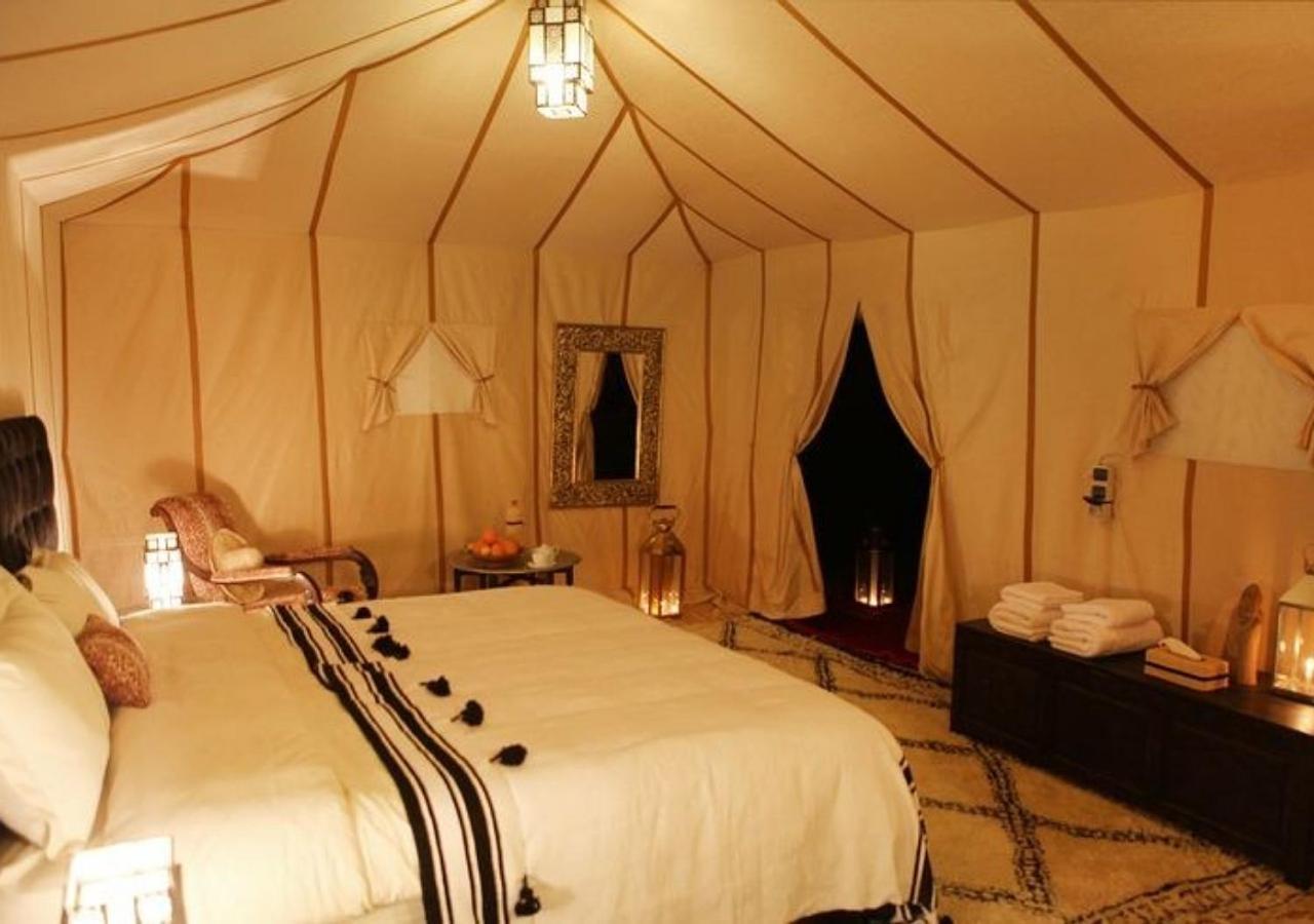 Amazing Luxury Camp Hotel Merzouga Buitenkant foto